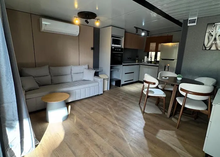 Casa Bolsero - Private, Small In